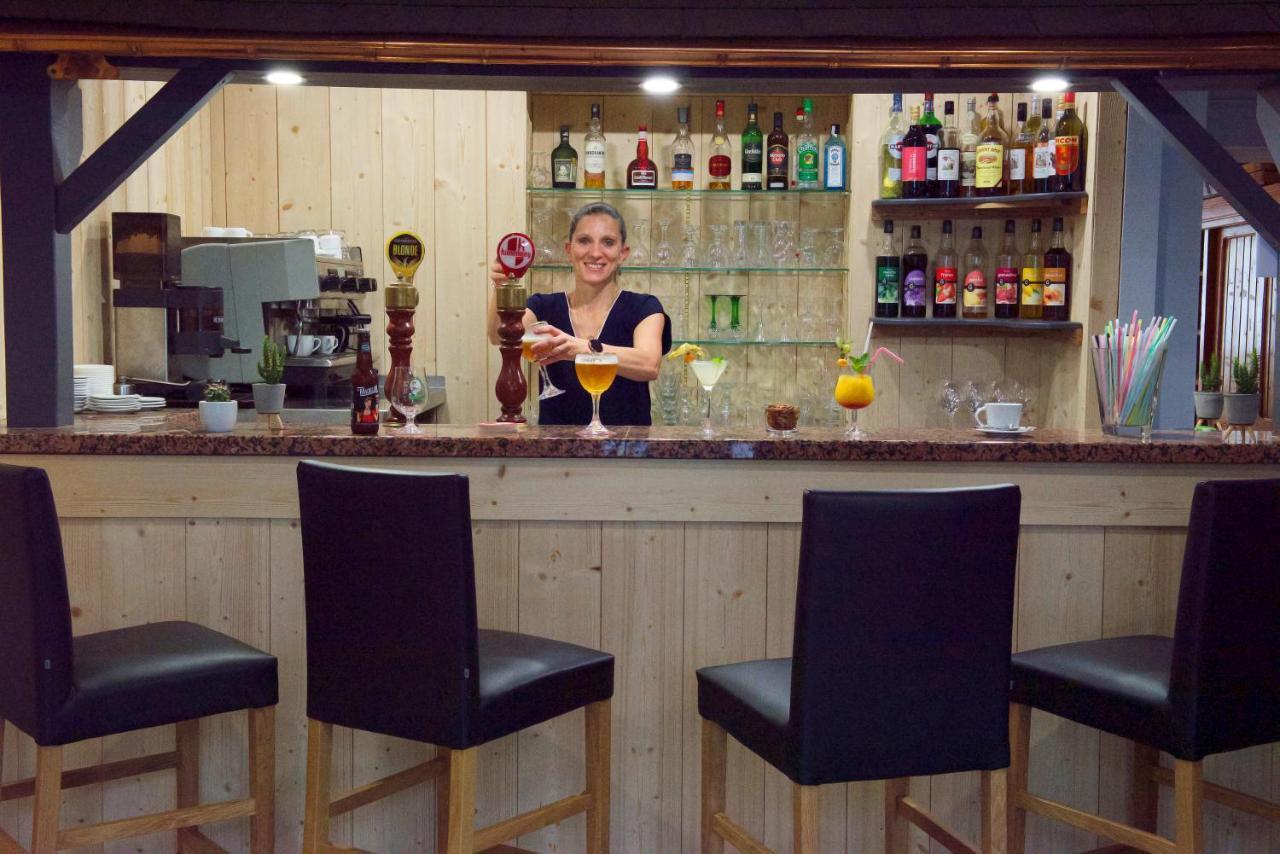 Hotel Restaurant Du Haut Du Roc Basse-sur-le-Rupt Εξωτερικό φωτογραφία